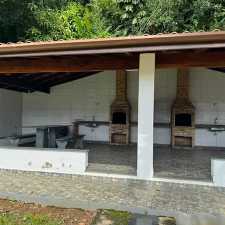 Apartamento Ubatuba ao lado das praias de Enseada e Santa Rita-3